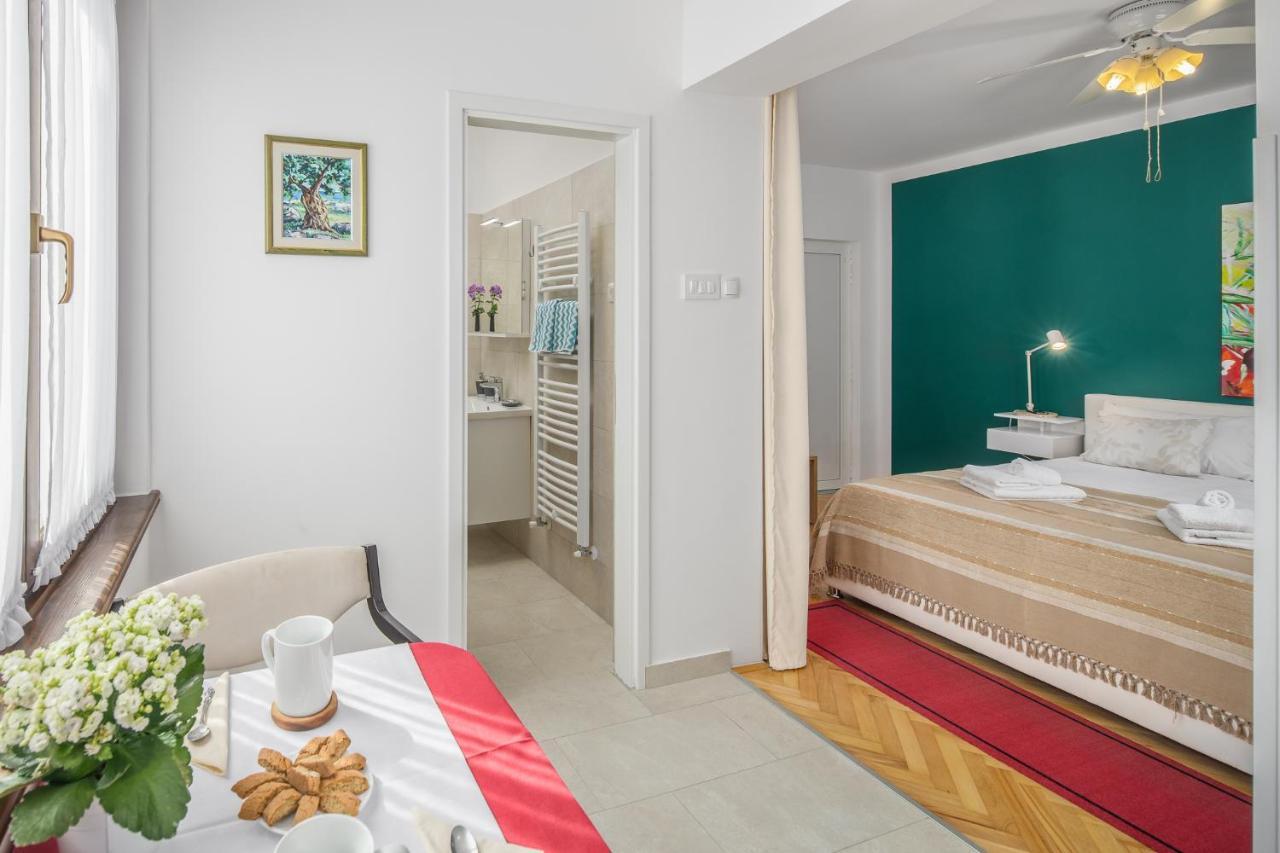 Apartments Villa Katana Porec Luaran gambar