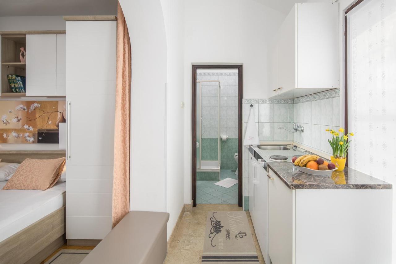 Apartments Villa Katana Porec Luaran gambar