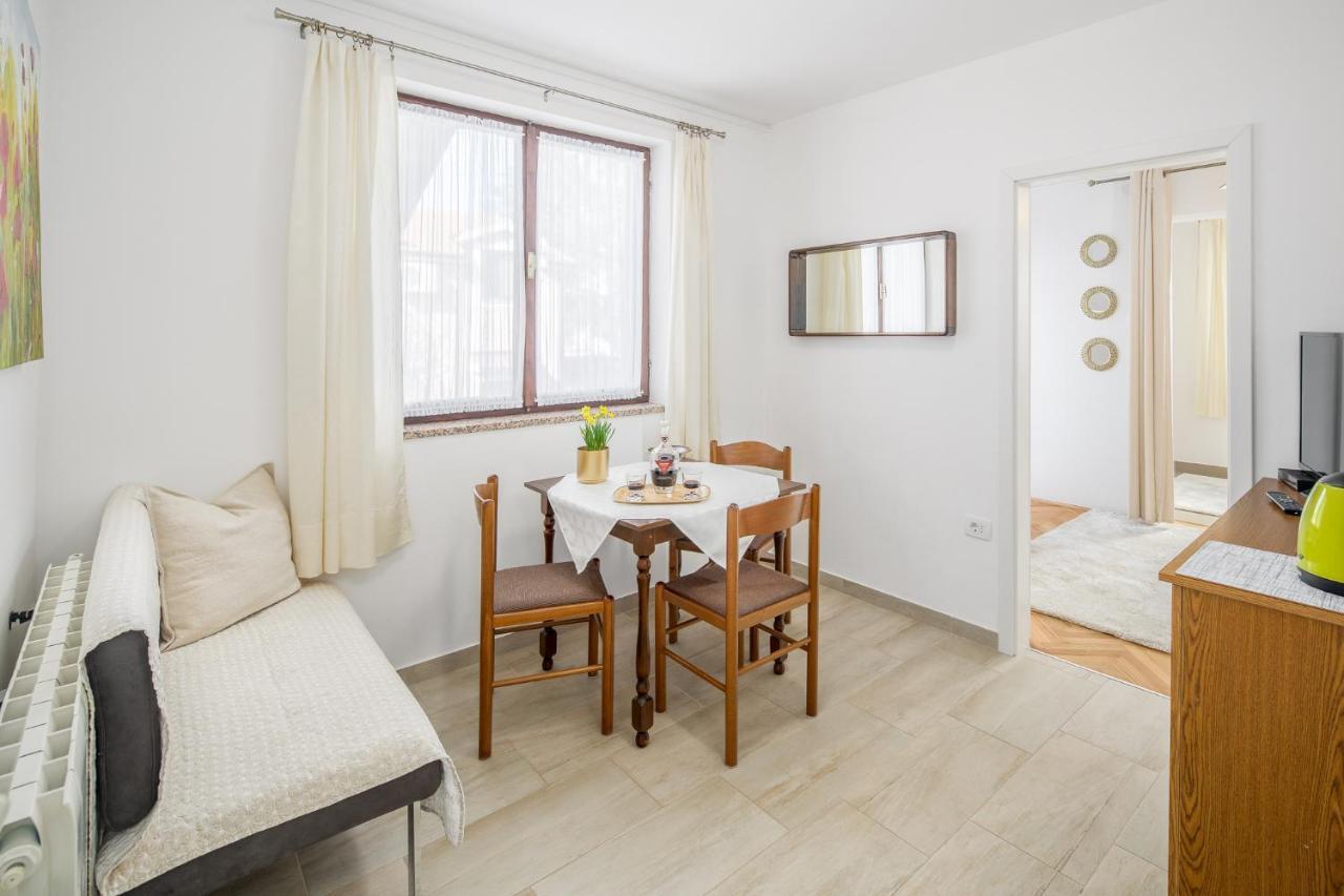 Apartments Villa Katana Porec Luaran gambar