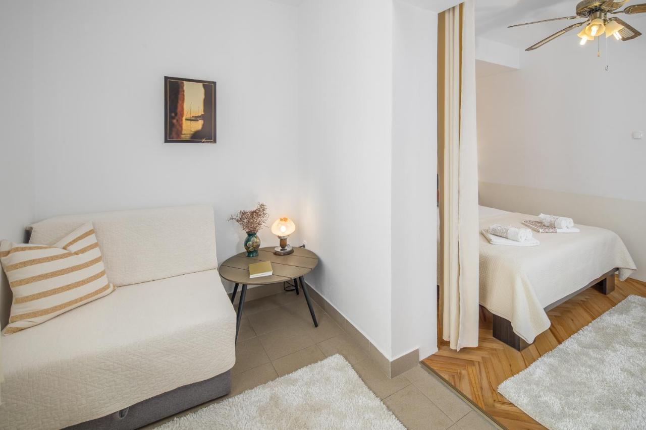 Apartments Villa Katana Porec Luaran gambar