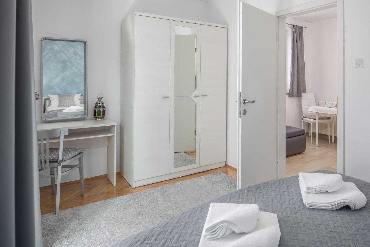 Apartments Villa Katana Porec Luaran gambar